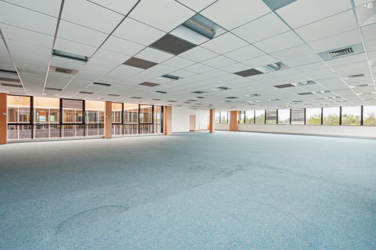 Bureau Villebon-sur-Yvette 2055m² Location bureau Villebon-sur-Yvette Essonne OLBUR2103920 10